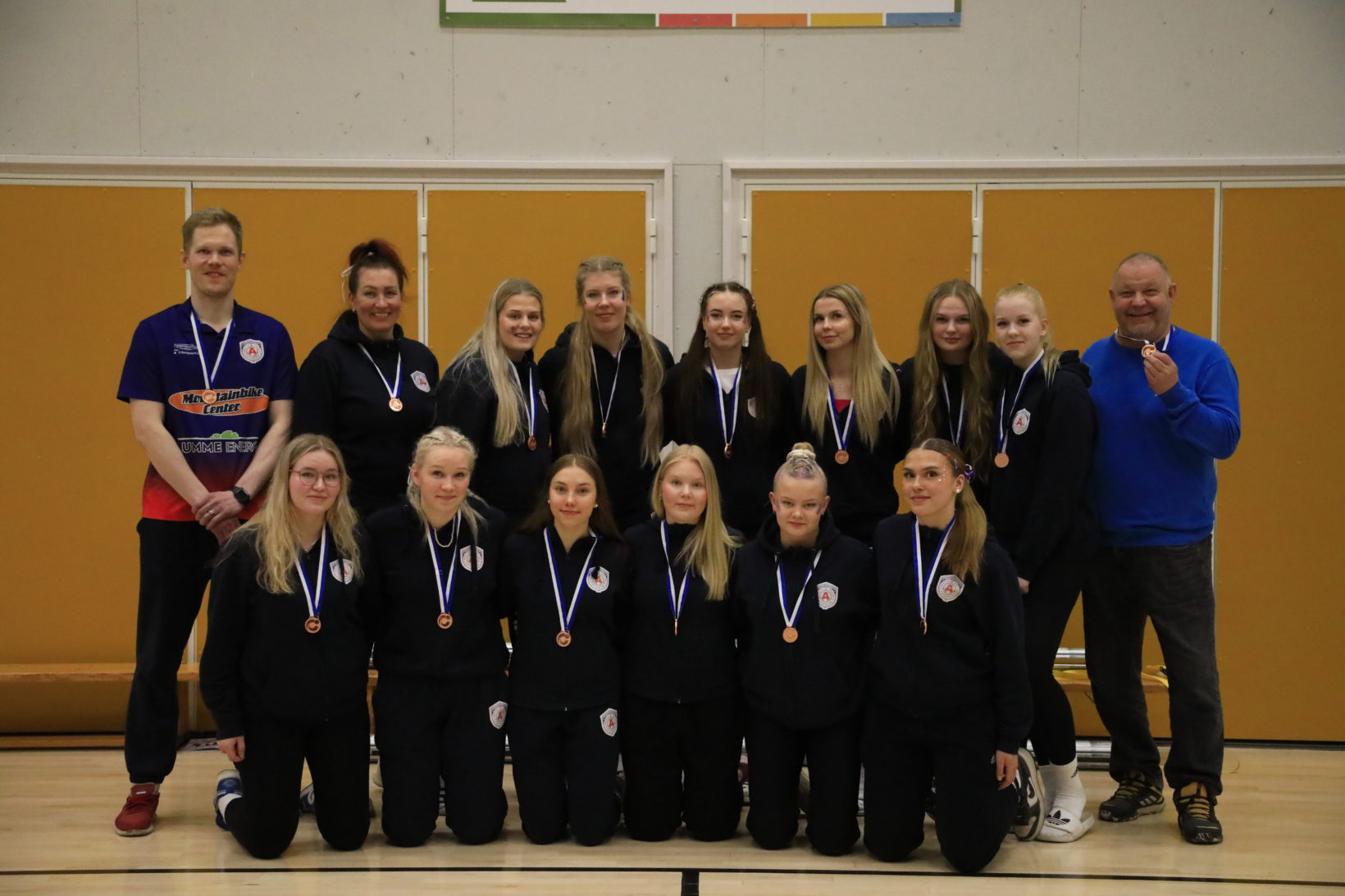 Lempo-Volley ja Rantaperkiön Isku A-nuorten mestareiksi - Lentopalloliitto